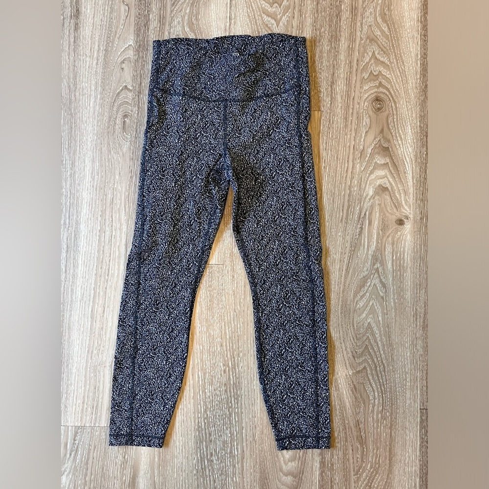 Athleta Ultimate Stash Textured 7/8 Tight Black White Women's Size: S
